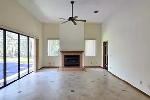 3904 Hidden Spring Pl, Valrico, FL 33596 - Photo 20