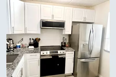 2864 Somerset Park Drive #2864, Tampa, FL 33613 - Photo 4