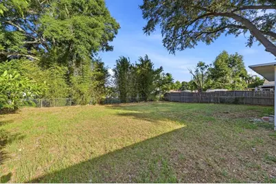 137 Lowell Road, Winter Haven, FL 33884 - Photo 2