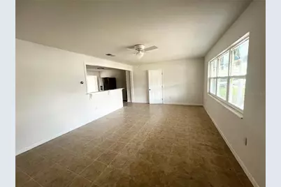 137 Lowell Road, Winter Haven, FL 33884 - Photo 4