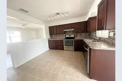137 Lowell Road, Winter Haven, FL 33884 - Photo 2