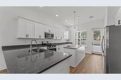 1031 E Lime Street, Lakeland, FL 33801 - Photo 8