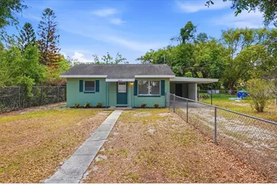 2437 Jungle Street, Lakeland, FL 33801 - Photo 2