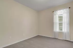 684 Grasslands Village Cir, Lakeland, FL 33803 - Photo 18
