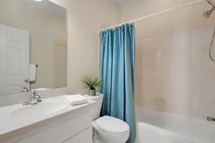 684 Grasslands Village Cir, Lakeland, FL 33803 - Photo 16