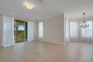 684 Grasslands Village Cir, Lakeland, FL 33803 - Photo 8