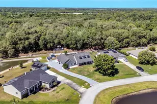 1413 Hidden Creek Ln, Winter Haven, FL 33880 - Photo 10