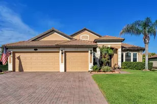 1950 Via Lago Dr, Lakeland, FL 33810 - Photo 2