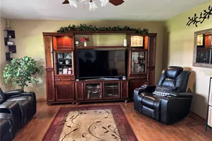2608 Medulla Rd, Plant City, FL 33566 - Photo 6