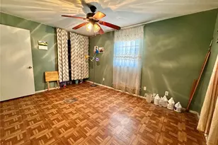 12309 Cambridge Ave, Tampa, FL 33624 - Photo 14