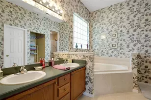 6560 Lake Clark Dr, Lakeland, FL 33813 - Photo 18