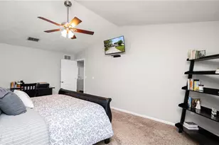 5525 Club Hill E, Lakeland, FL 33813 - Photo 26