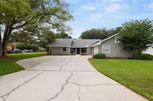 5525 Club Hill E, Lakeland, FL 33813 - Photo 56