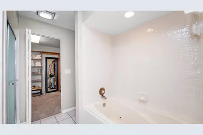 5525 Club Hill E, Lakeland, FL 33813 - Photo 28
