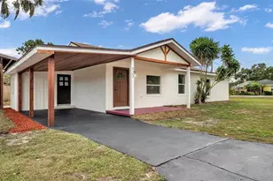 127 Colonial Dr, Auburndale, FL 33823 - Photo 2