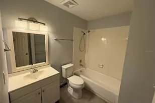 1836 N Crystal Lake Dr, Lakeland, FL 33801 - Photo 16