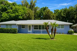 4331 Magnolia Ave, Leesburg, FL 34748 - Photo 1