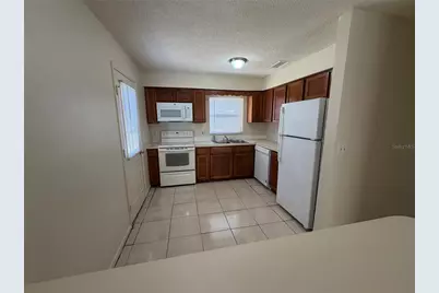 136 Shannon Drive, Lakeland, FL 33809 - Photo 8