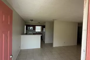136 Shannon Dr, Lakeland, FL 33809 - Photo 6