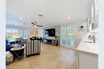 7861 Oliver Road, Seminole, FL 33777 - Photo 14