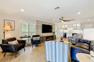 7861 Oliver Rd, Seminole, FL 33777 - Photo 16