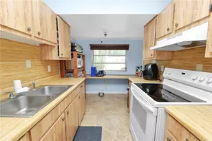 5395 Flood Ct, Bartow, FL 33830 - Photo 6