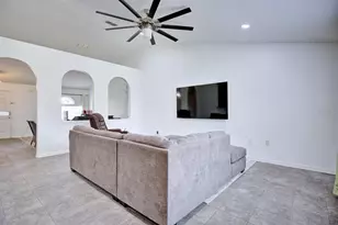 4710 Tarrega St, Sebring, FL 33872 - Photo 12