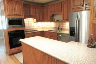 902 N Crystal Terrace, Plant City, FL 33563 - Photo 10