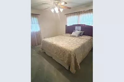 902 N Crystal Terrace, Plant City, FL 33563 - Photo 8