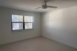 716 Angelina Ln, Lakeland, FL 33801 - Photo 8