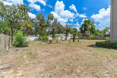 915 Hickory Fork Drive, Seffner, FL 33584 - Photo 32