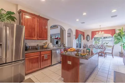 915 Hickory Fork Drive, Seffner, FL 33584 - Photo 10