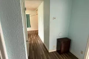 1038 Canal Dr W, Lakeland, FL 33801 - Photo 18