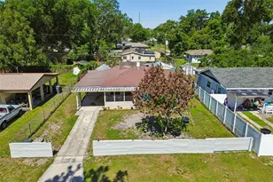 1038 Canal Dr W, Lakeland, FL 33801 - Photo 10