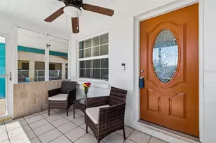 1038 Canal Dr W, Lakeland, FL 33801 - Photo 6