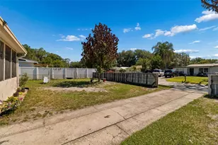 1038 Canal Dr W, Lakeland, FL 33801 - Photo 4