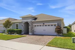 333 Meadow Pointe Dr, Haines City, FL 33844 - Photo 4
