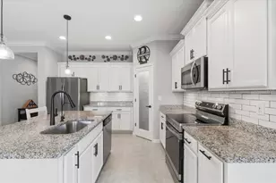 333 Meadow Pointe Dr, Haines City, FL 33844 - Photo 12