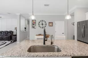 333 Meadow Pointe Dr, Haines City, FL 33844 - Photo 16
