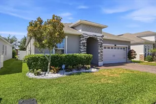 333 Meadow Pointe Dr, Haines City, FL 33844 - Photo 2