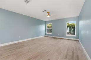 3356 Plantation Pl, Sarasota, FL 34231 - Photo 18