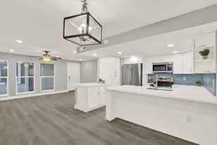337 Rex Pl, Madeira Beach, FL 33708 - Photo 10