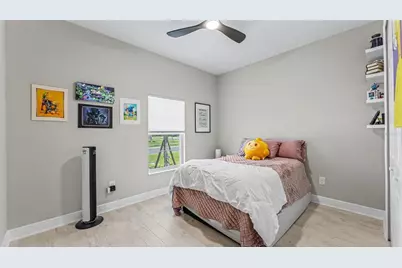 5817 Freesia Drive, Lakeland, FL 33811 - Photo 4