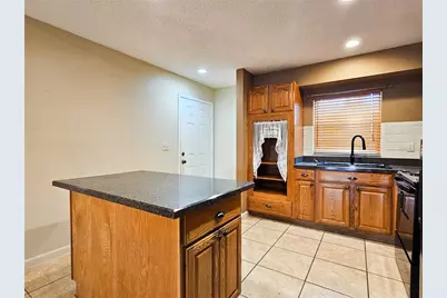 259 Village View Lane, Lakeland, FL 33809 - Photo 4