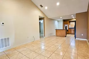 259 Village View Ln, Lakeland, FL 33809 - Photo 2