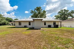 5637 Cherry Wood Cir, Lakeland, FL 33811 - Photo 8