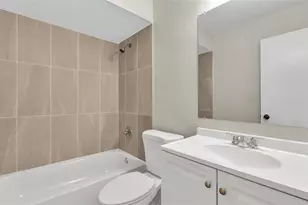 5637 Cherry Wood Cir, Lakeland, FL 33811 - Photo 6