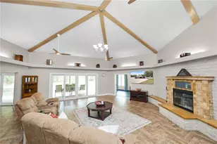 6230 Forestwood Dr W, Lakeland, FL 33811 - Photo 18