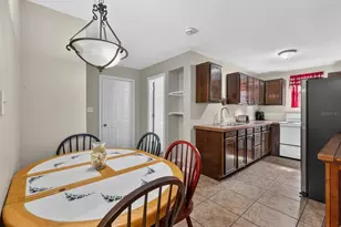 6230 Forestwood Dr W, Lakeland, FL 33811 - Photo 86