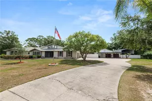 6230 Forestwood Dr W, Lakeland, FL 33811 - Photo 4